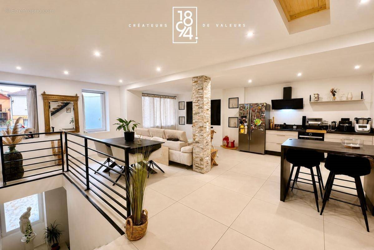 Maison à vendre, 106m², Pontcharra