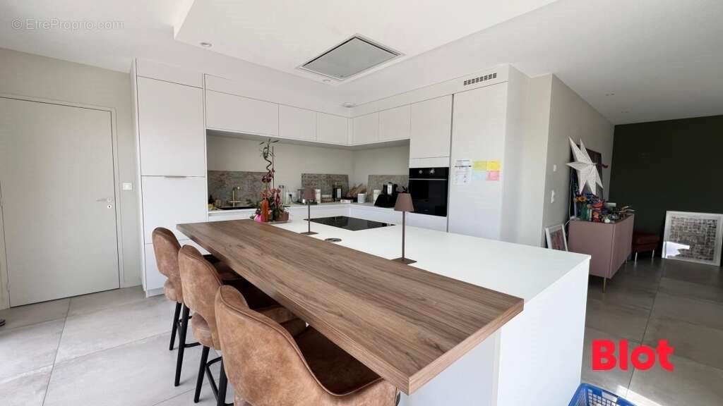 Maison à vendre, 161m², Laillé
