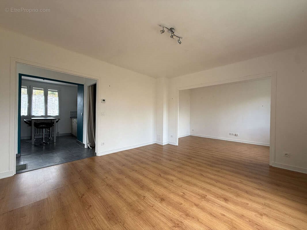 Maison à vendre, 90m², Lons-le-Saunier