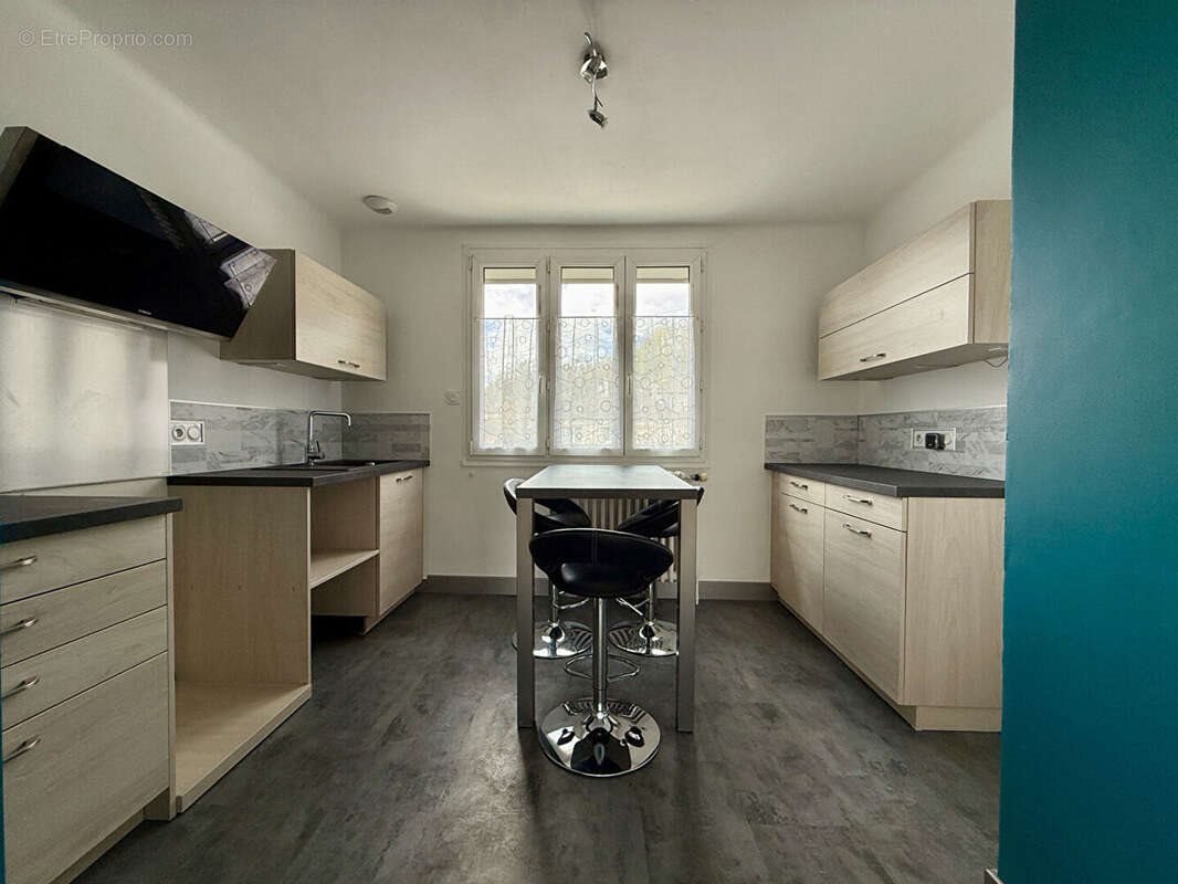 Maison à vendre, 90m², Lons-le-Saunier