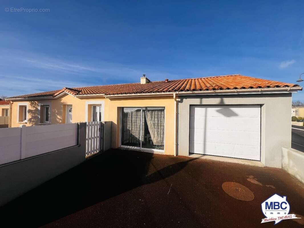 Maison à vendre, 99m², Beaupréau