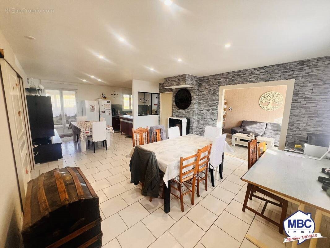 Maison à vendre, 99m², Beaupréau