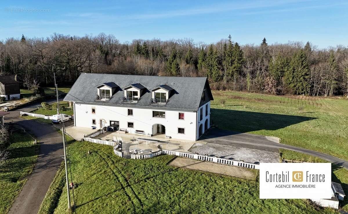 Maison à vendre, 511m², Cercier