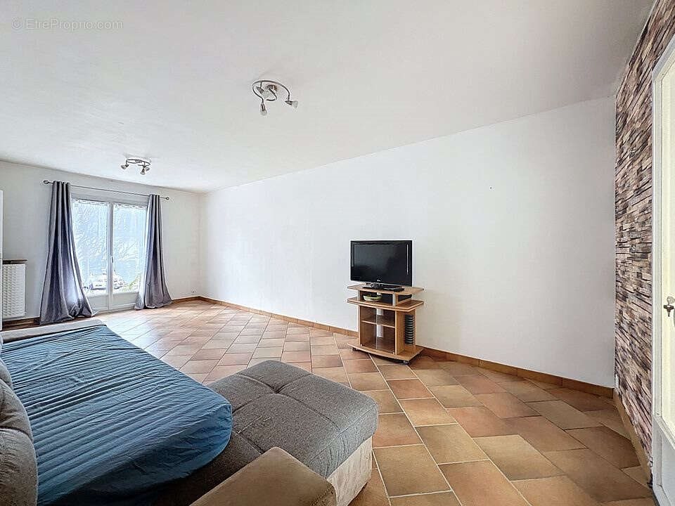 Maison à vendre, 82m², Saint-Ay