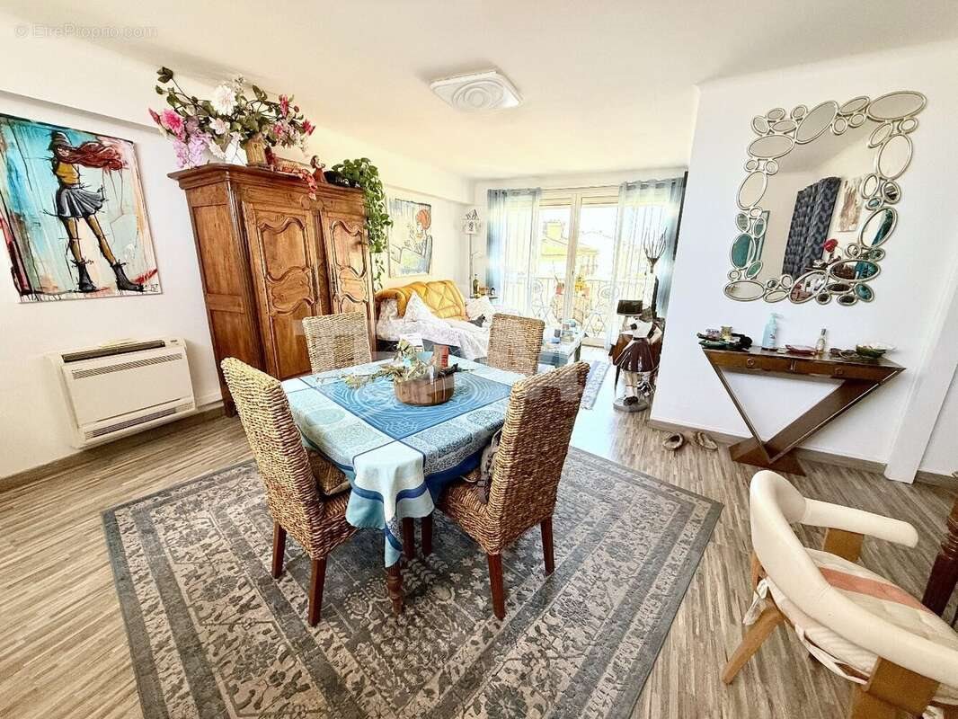 Appartement à vendre, 67m², Sète