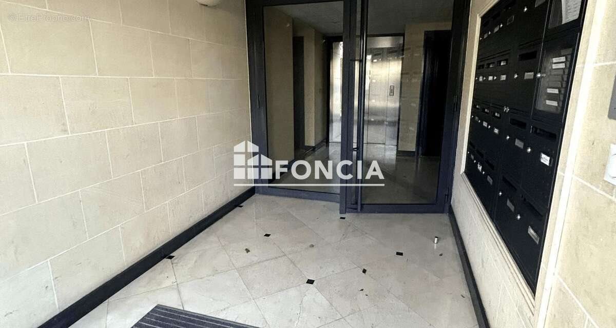 Appartement à vendre, 29m², Asnières-sur-Seine