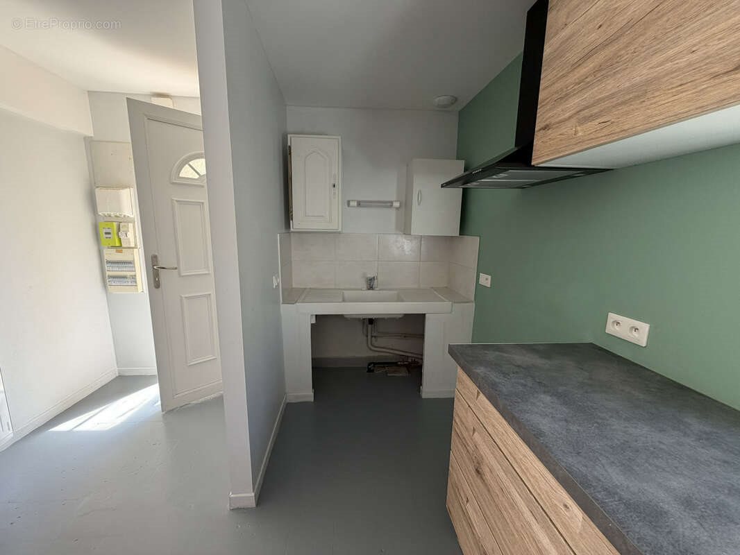 Maison à vendre, 80m², Villieu-Loyes-Mollon