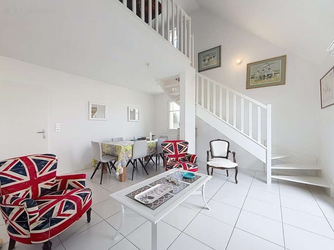 Appartement à vendre, 75m², Deauville