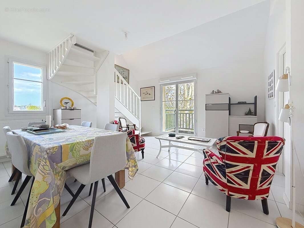 Appartement à vendre, 75m², Deauville