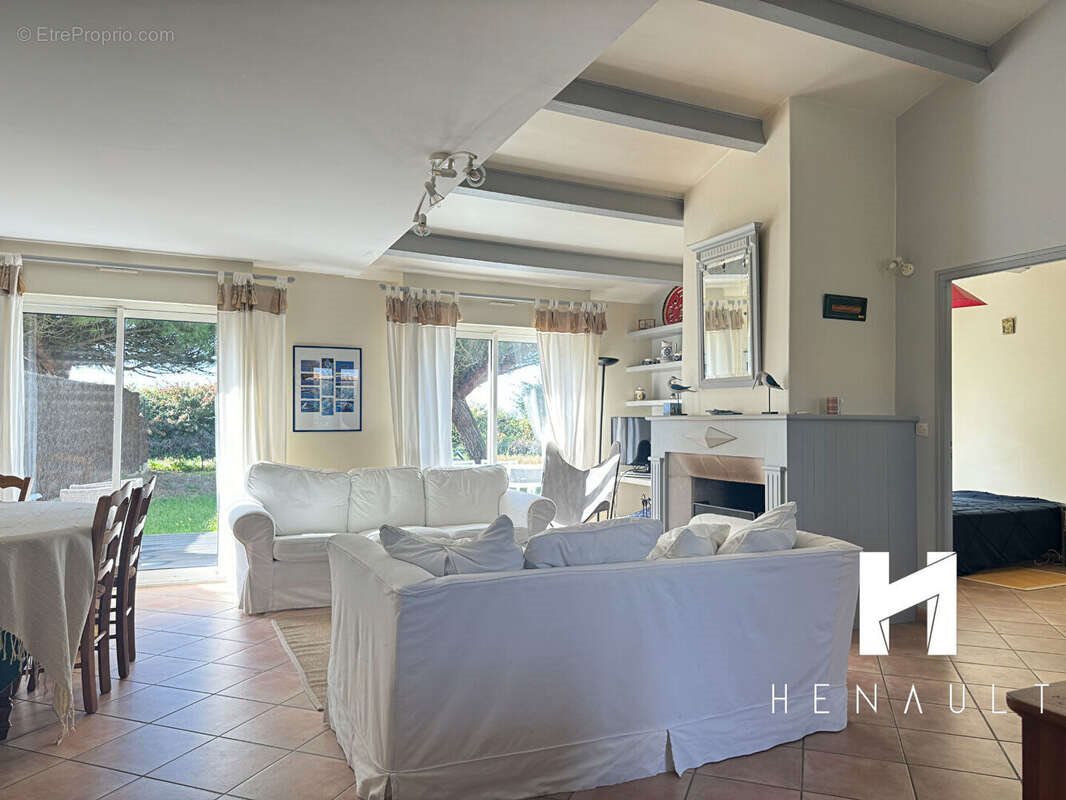 Maison à vendre, 182m², Sainte-Marie-de-Ré