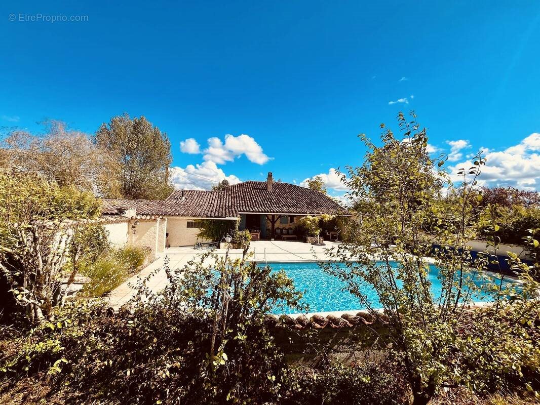 Maison à vendre, 236m², Issigeac