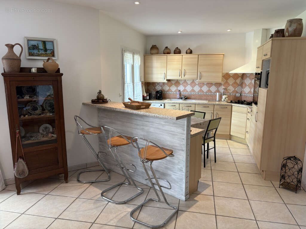 Maison à vendre, 120m², Beyssac