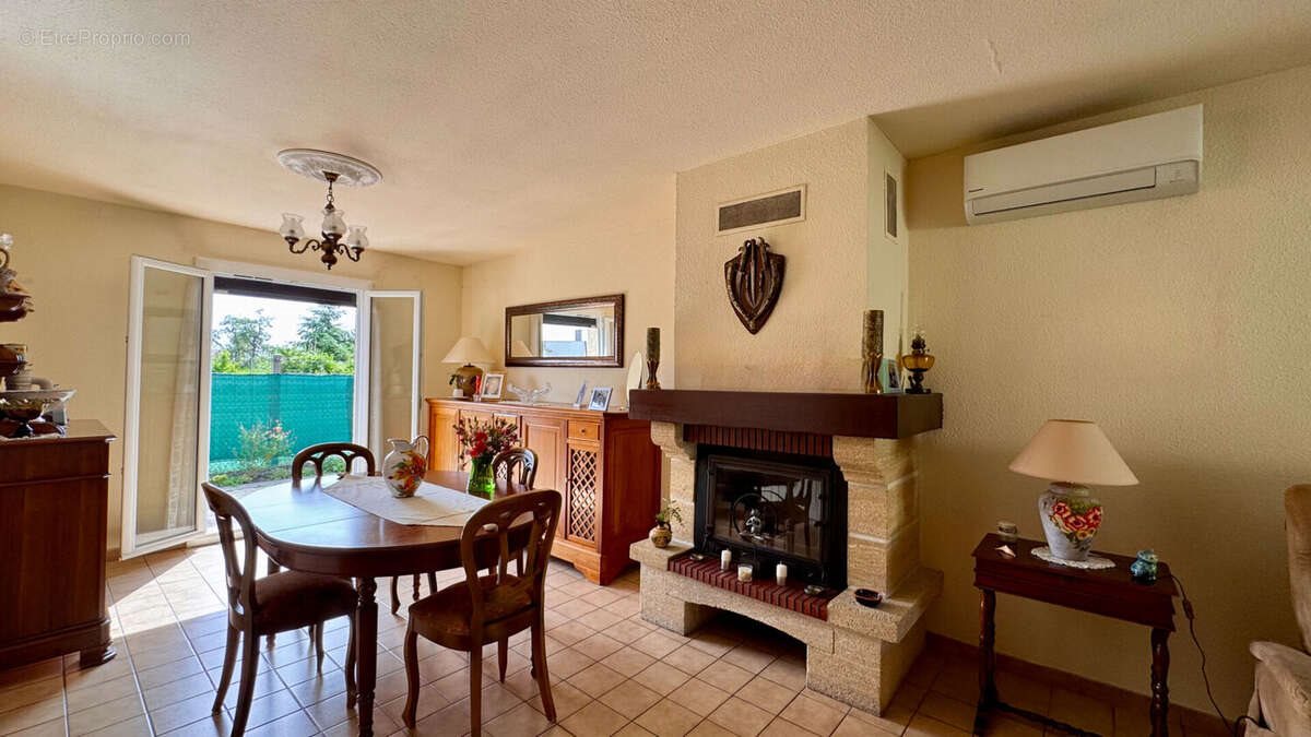 Maison à vendre, 88m², Cébazat