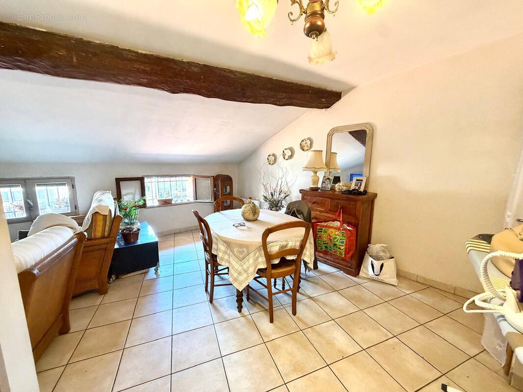 Appartement à vendre, 92m², Pollestres