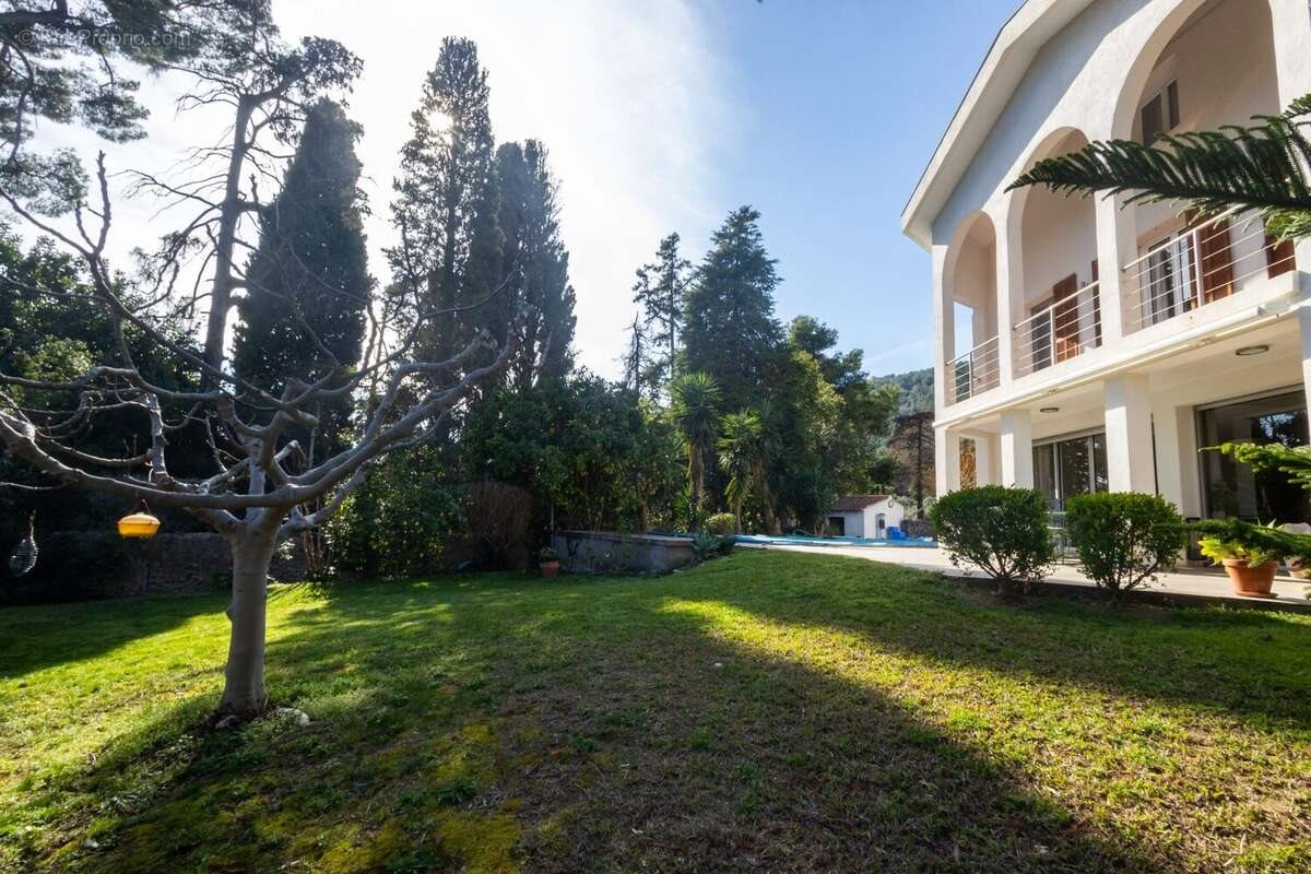Maison à vendre, 200m², Hyères