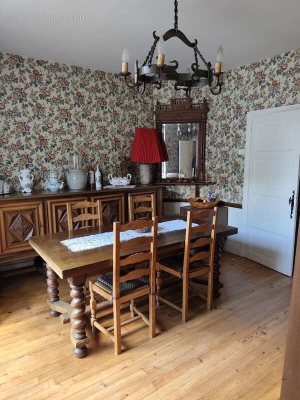 Maison à vendre, 157m², Tauves