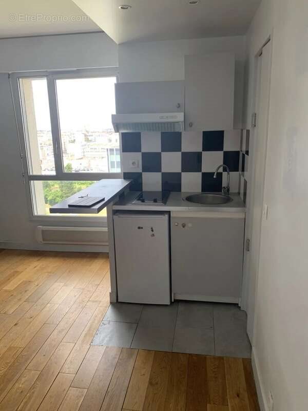 Appartement à vendre, 18m², Courbevoie