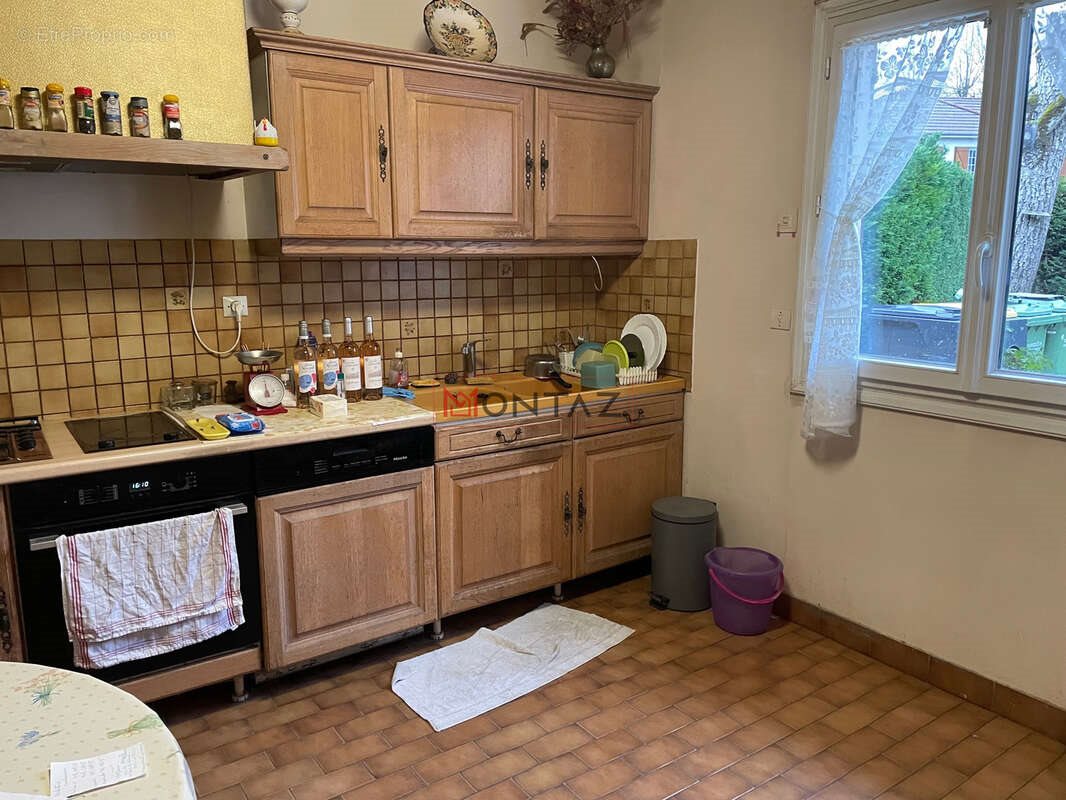 Maison à vendre, 167m², Saint-Denis-lès-Rebais