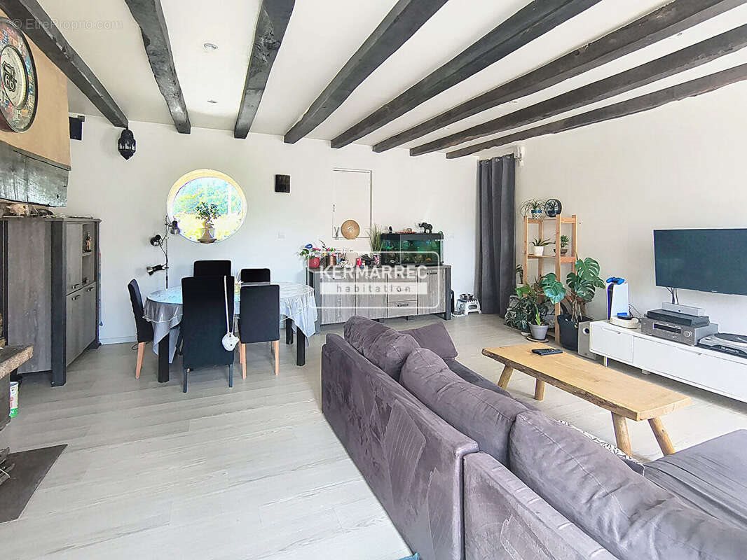 Maison à vendre, 131m², Montreuil-le-Gast