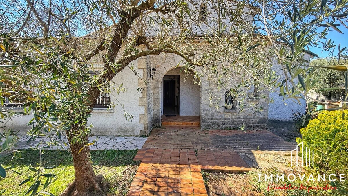 Maison à vendre, 185m², Saint-Brès