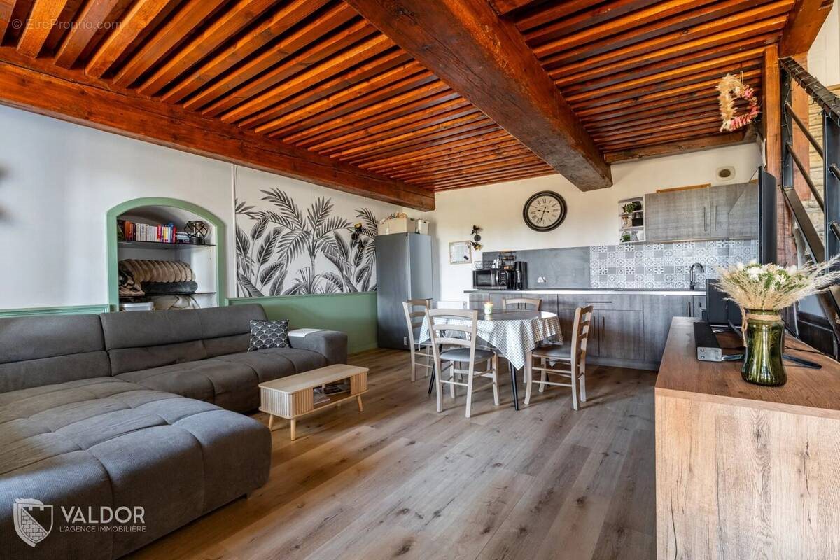 Appartement à vendre, 63m², Trévoux
