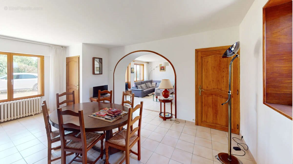 Maison à vendre, 208m², Courson-les-Carrières