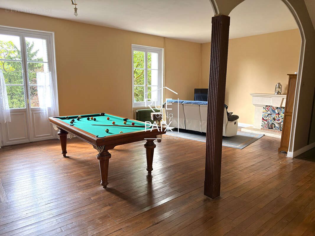 Maison à vendre, 276m², Latillé
