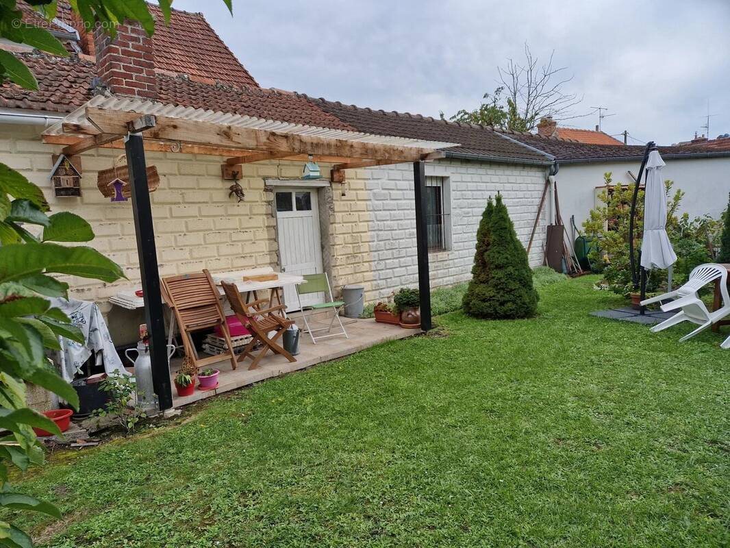 Maison à vendre, 67m², Laon