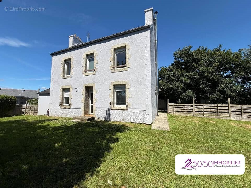 Maison à vendre, 102m², Lesneven