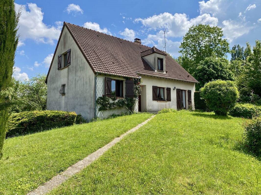 Maison à vendre, 140m², Chevru
