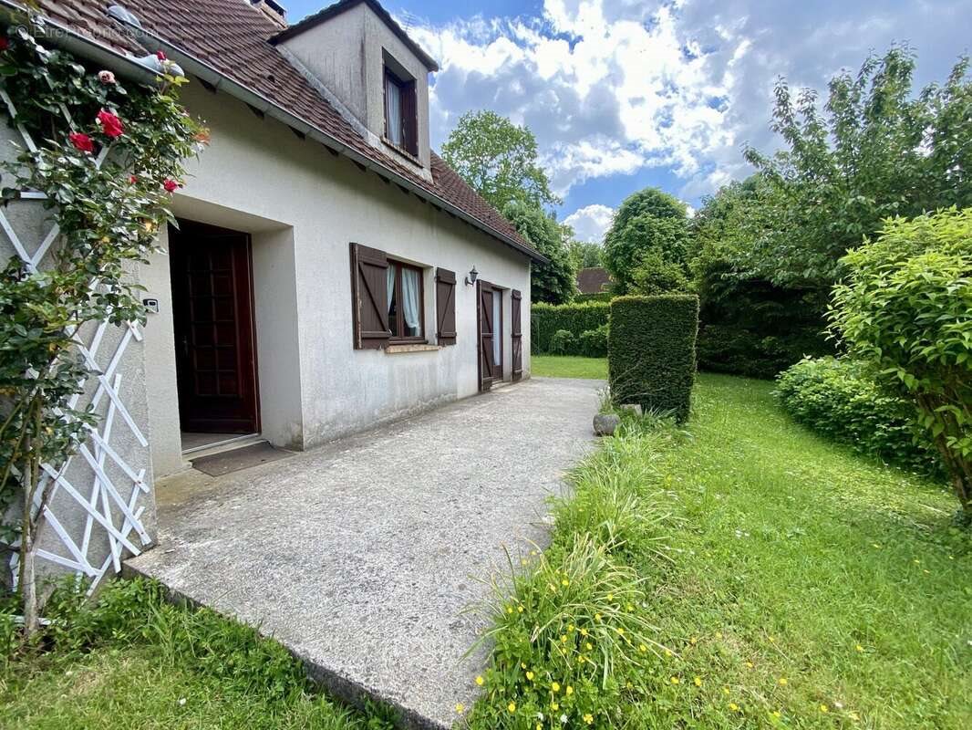 Maison à vendre, 140m², Chevru