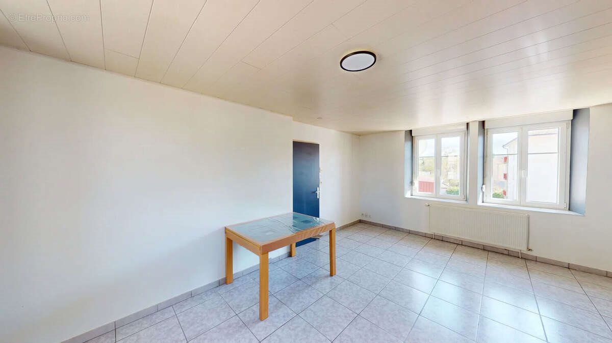 Appartement à vendre, 49m², Charquemont
