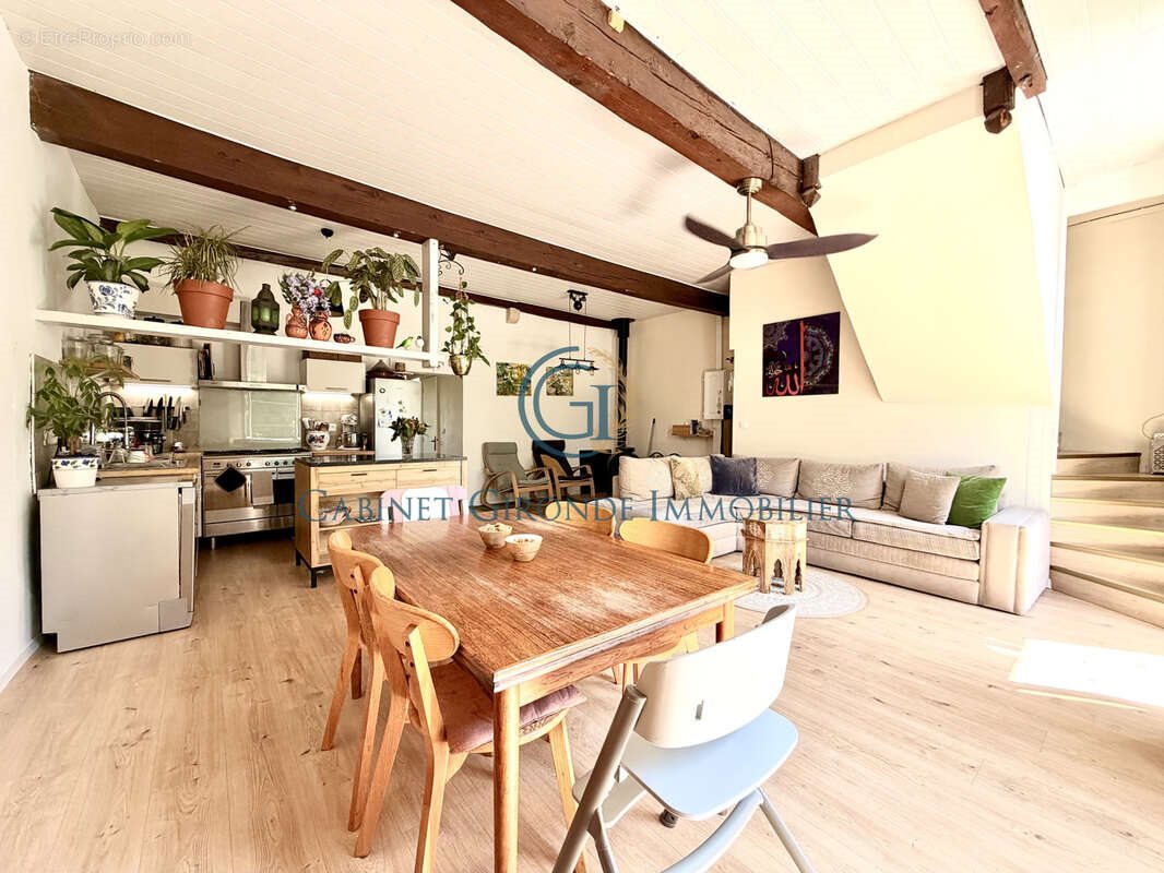 Maison à vendre, 112m², Saint-Macaire
