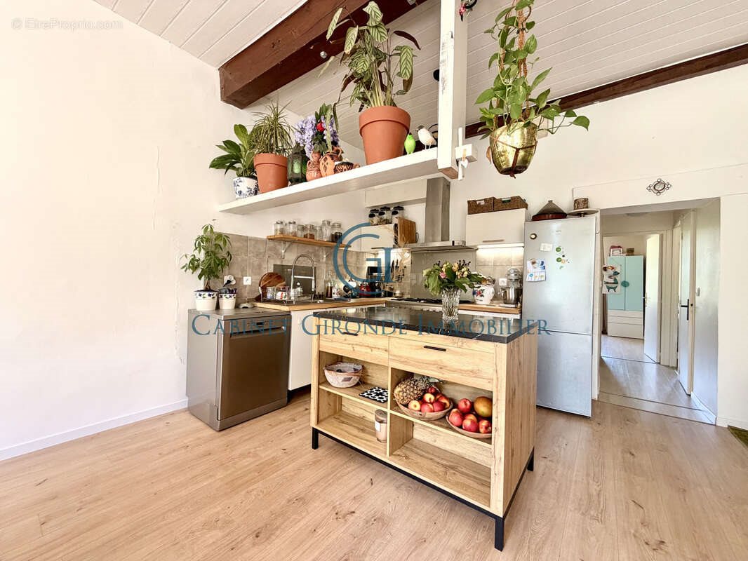 Maison à vendre, 112m², Saint-Macaire