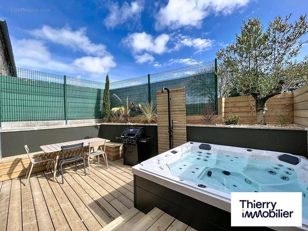 Maison à vendre, 71m², Saint-Coulomb