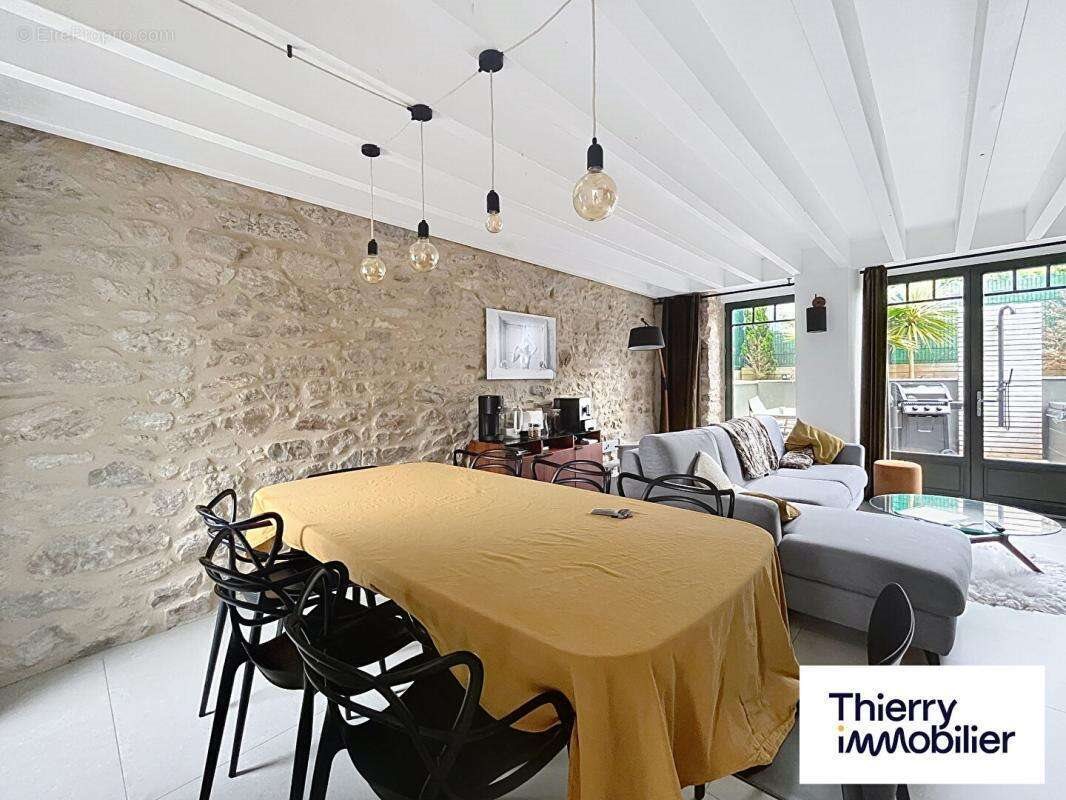 Maison à vendre, 71m², Saint-Coulomb