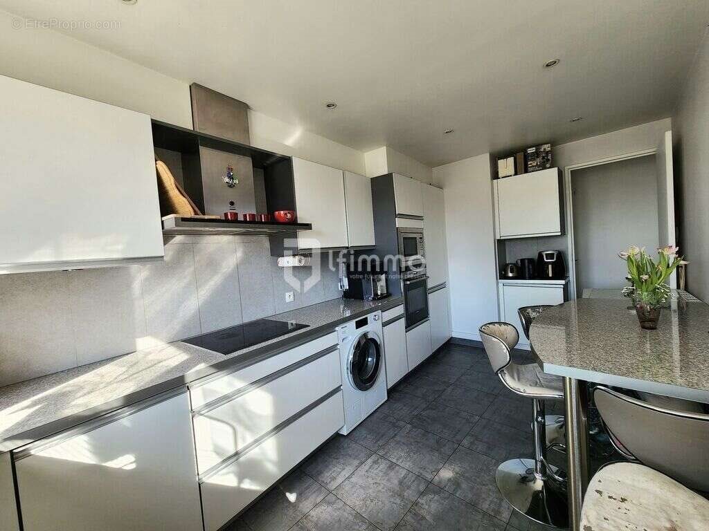 Appartement à vendre, 94m², Saint-Maur-des-Fossés