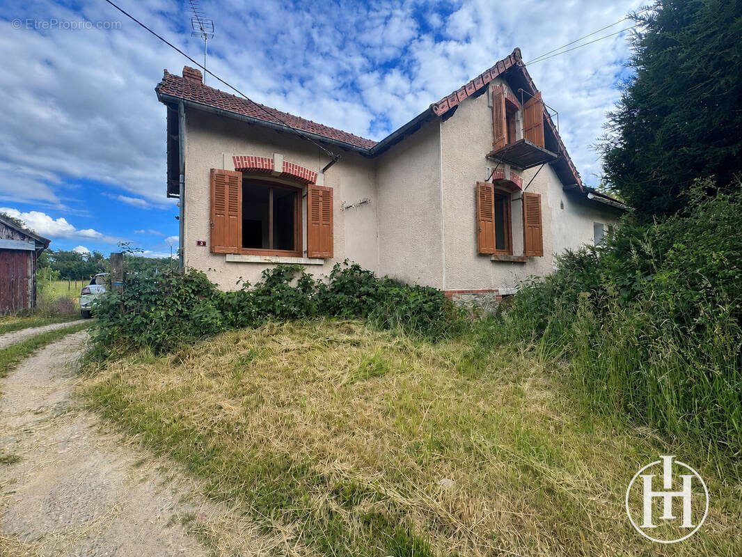 Maison à vendre, 110m², Lurcy-Lévis