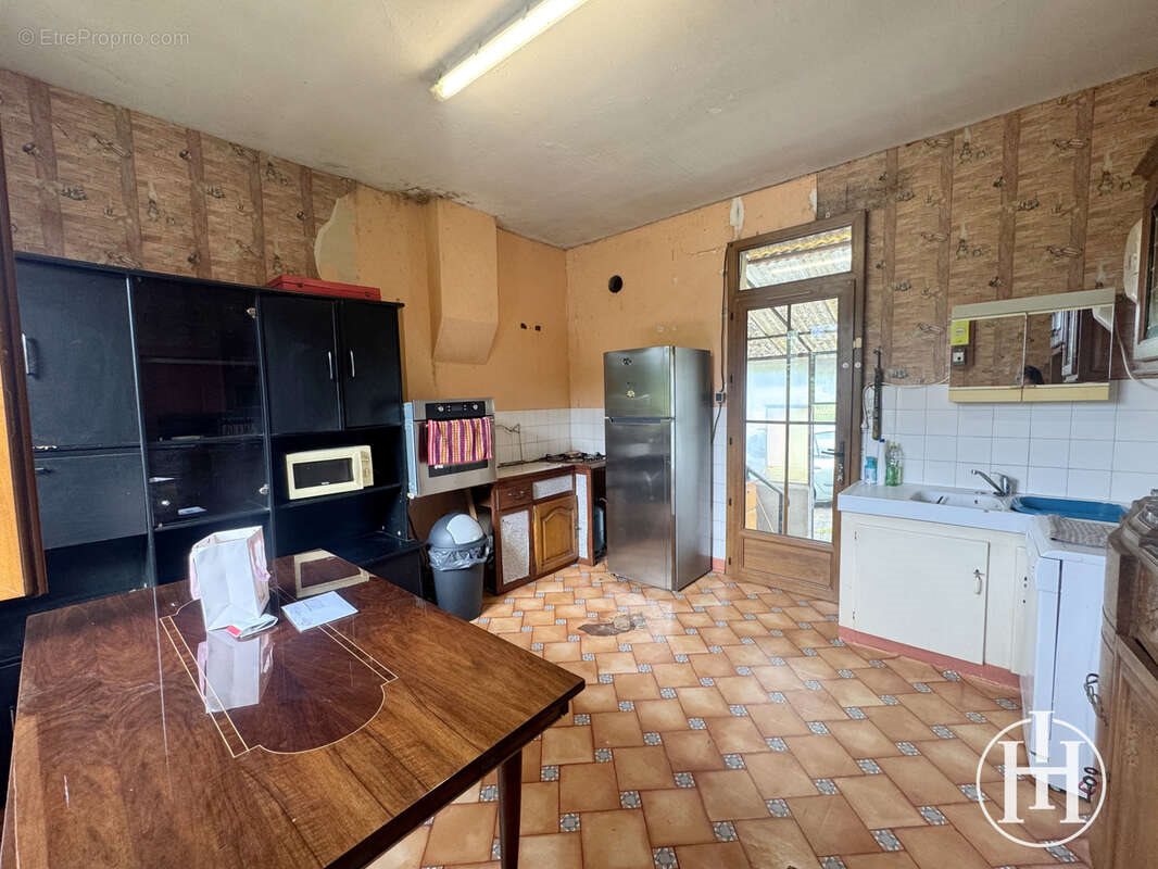 Maison à vendre, 110m², Lurcy-Lévis