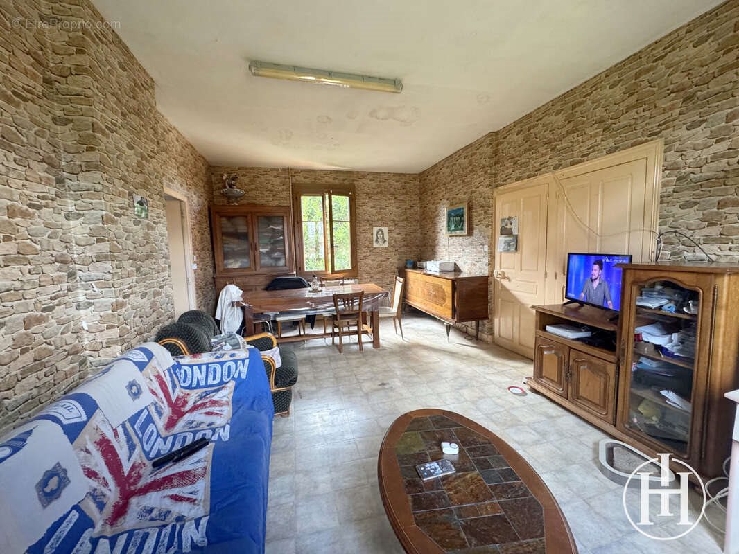 Maison à vendre, 110m², Lurcy-Lévis