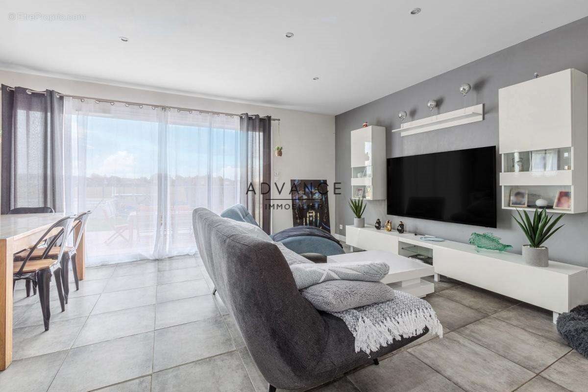 Maison à vendre, 183m², Vernet