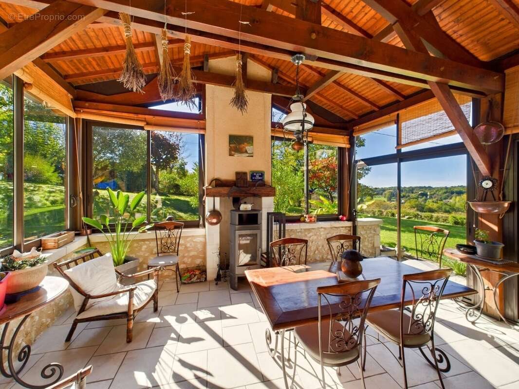 Maison à vendre, 299m², Chantérac