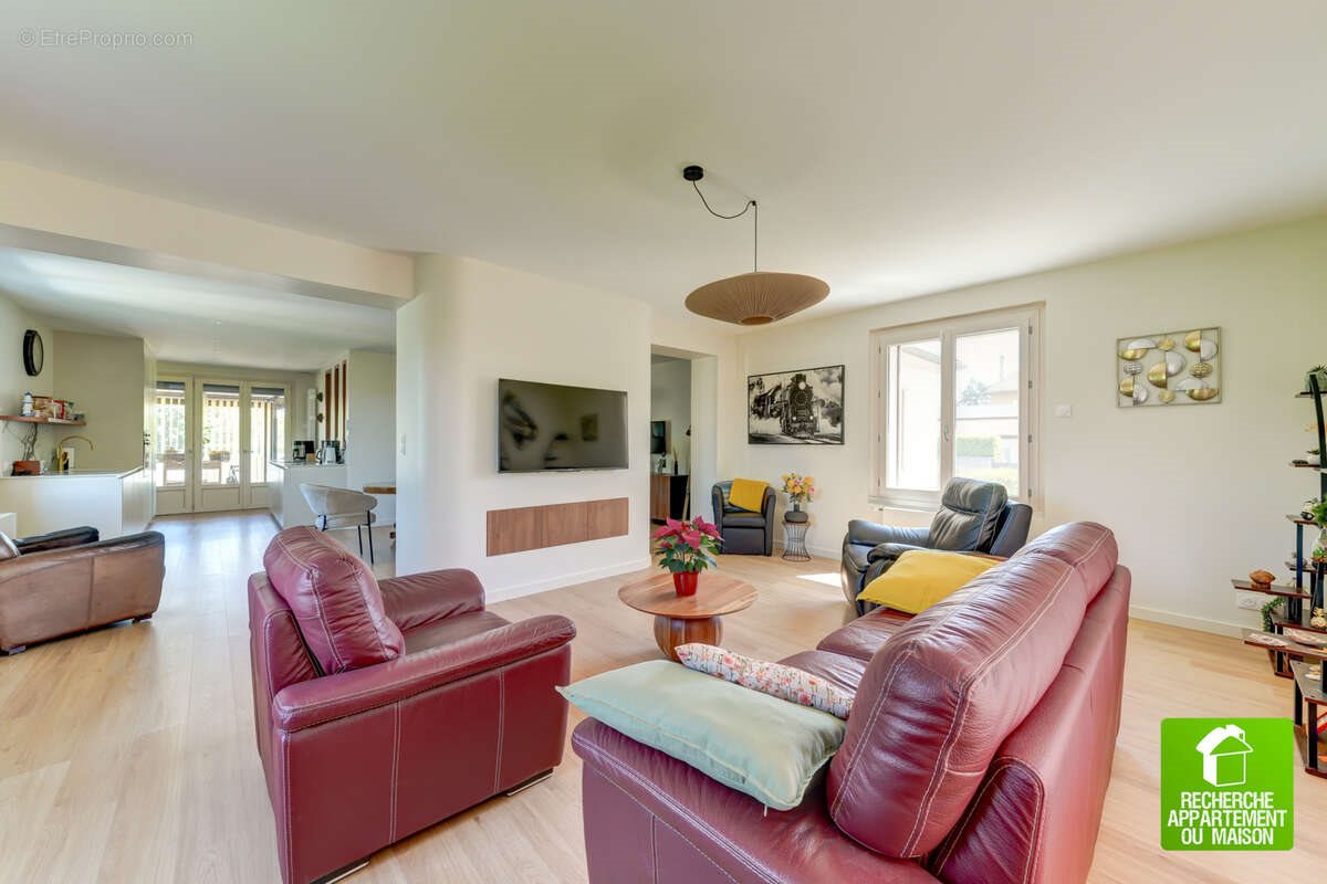 Maison à vendre, 131m², Genas