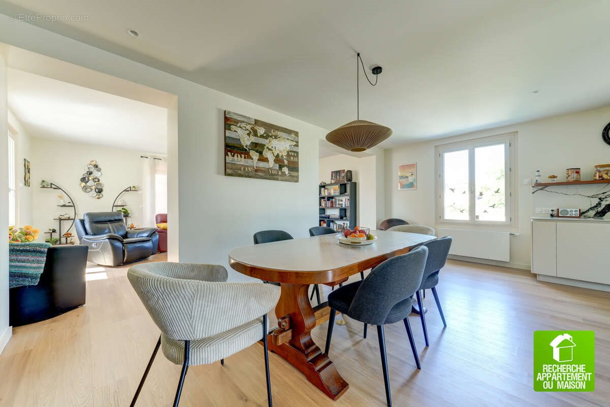 Maison à vendre, 131m², Genas