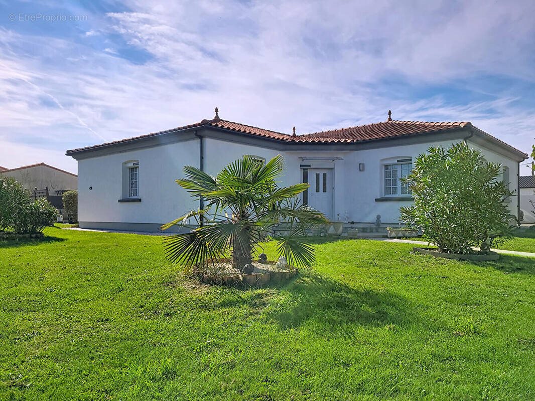 Maison à vendre, 150m², Froidfond