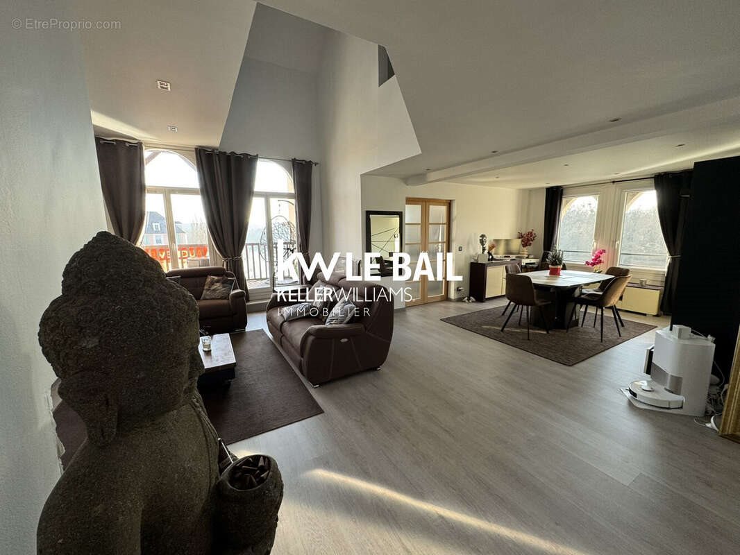 Appartement à vendre, 162m², Cergy