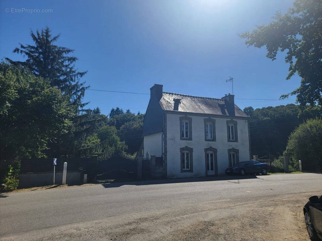 Maison à vendre, 100m², Cléguérec