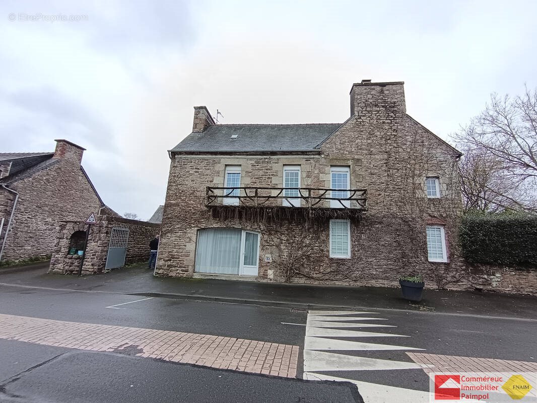 Maison à vendre, 180m², Pléhédel