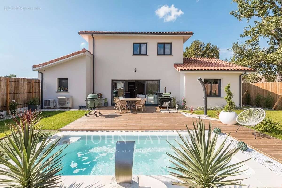 Maison à vendre, 167m², Mimizan