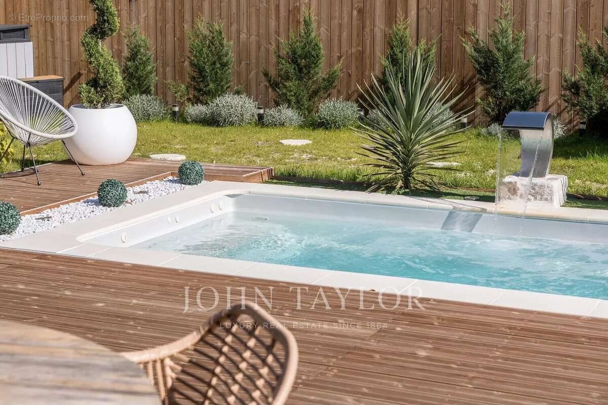 Maison à vendre, 167m², Mimizan